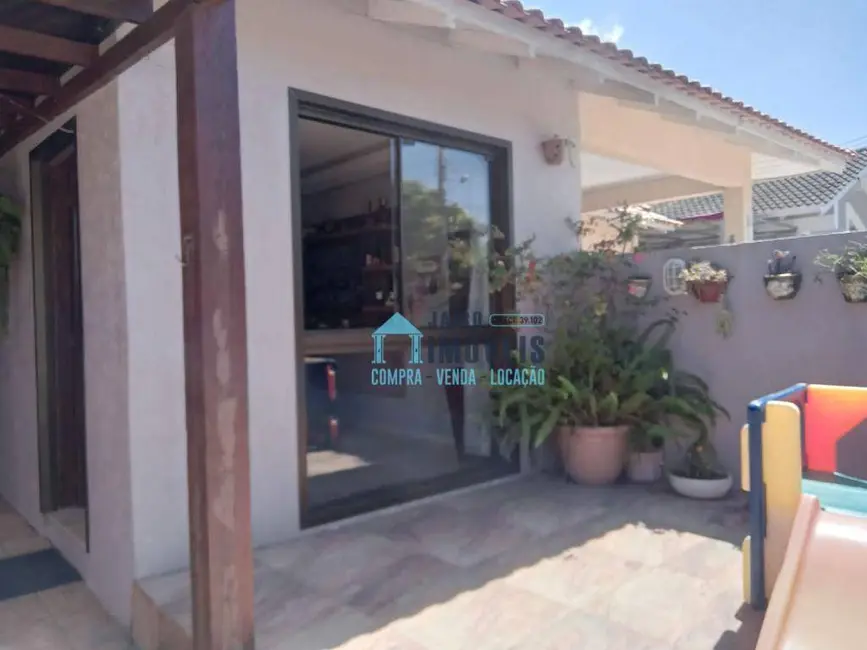 Foto 2 de Casa com 3 quartos à venda, 195m2 em Centro, Imbe - RS