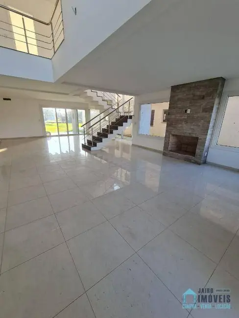 Foto 7 de Sobrado com 4 quartos à venda, 1080m2 em Centro, Imbe - RS