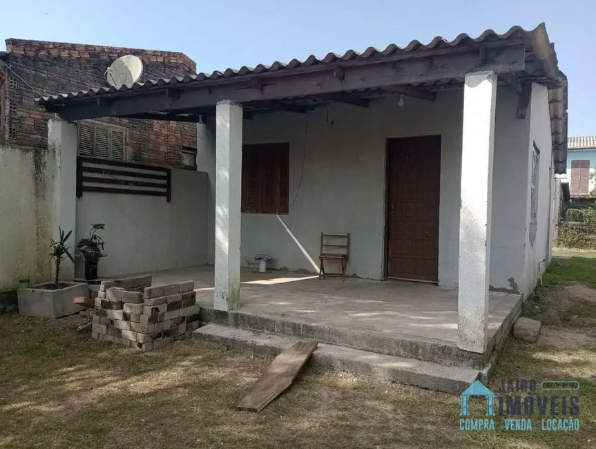 Foto 2 de Casa com 2 quartos à venda, 200m2 em Imbe - RS
