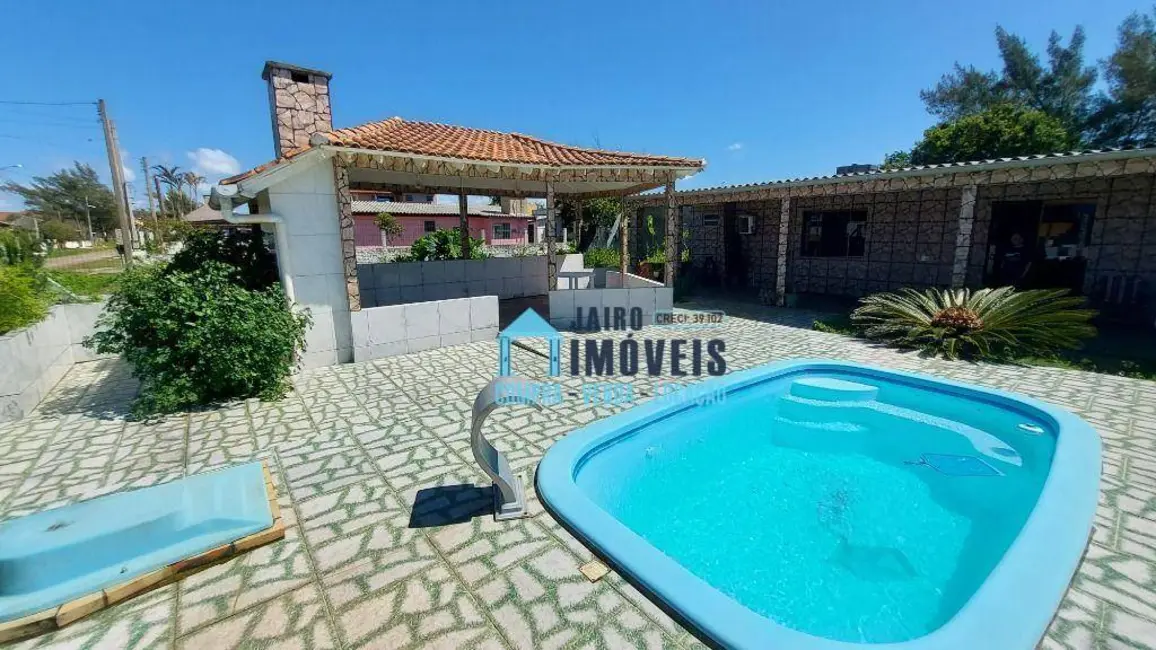 Foto 2 de Casa com 3 quartos à venda, 450m2 em Centro, Balneario Pinhal - RS