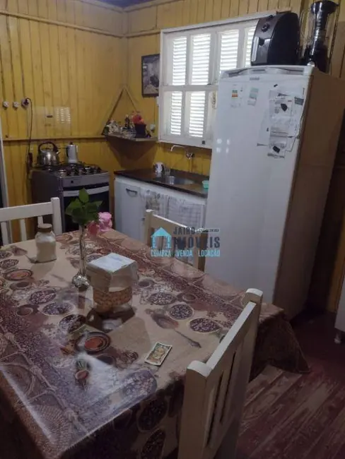 Casa com 2 quartos à venda, 585m2 em Tramandai - RS - imagem 5 Foto 5 de Casa com 2 quartos à venda, 585m2 em Tramandai - RS