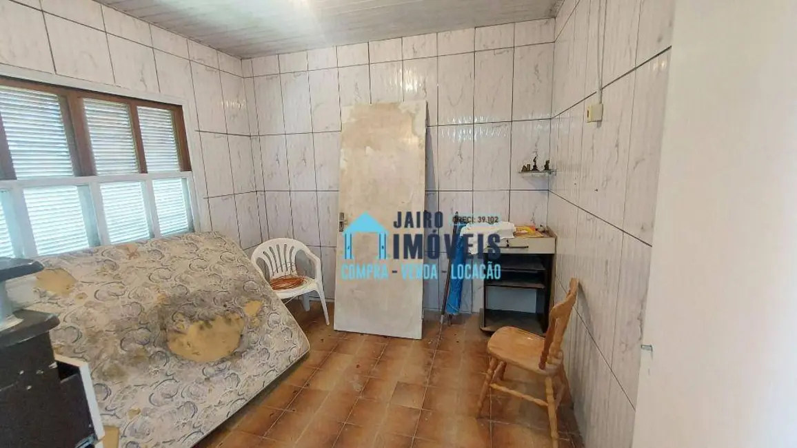 Casa com 4 quartos à venda, 300m2 em Centro, Cidreira - RS - imagem 9 Foto 9 de Casa com 4 quartos à venda, 300m2 em Centro, Cidreira - RS