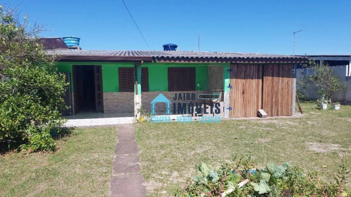 Foto 1 de Casa com 2 quartos à venda, 450m2 em Centro, Balneario Pinhal - RS
