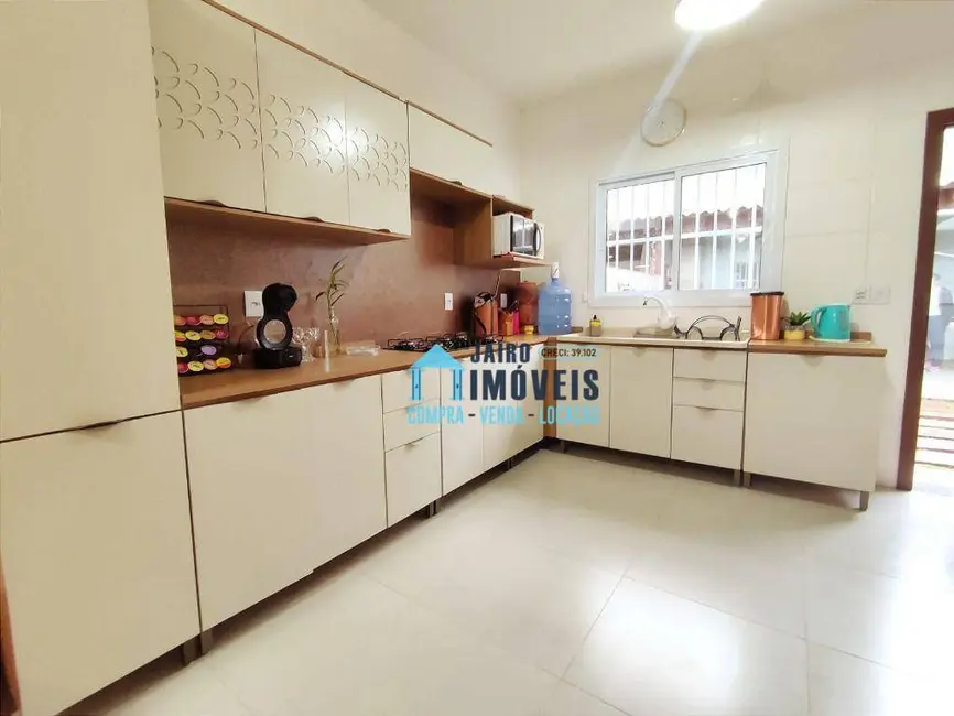 Foto 6 de Casa com 2 quartos à venda, 200m2 em Tramandai - RS