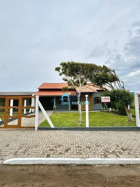 Foto 5 de Casa com 3 quartos à venda, 300m2 em Tramandai - RS