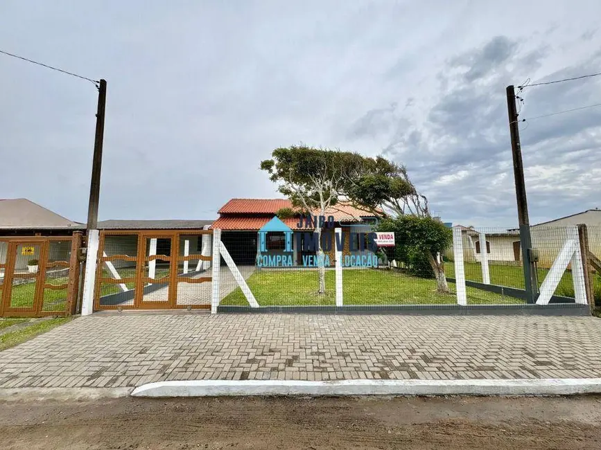 Foto 9 de Casa com 3 quartos à venda, 300m2 em Tramandai - RS