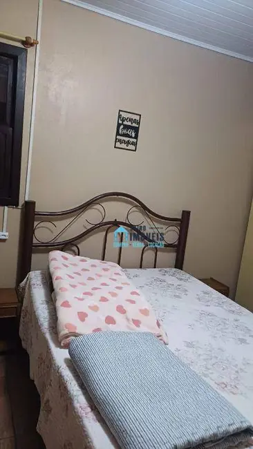 Foto 25 de Casa com 3 quartos à venda, 300m2 em Tramandai - RS