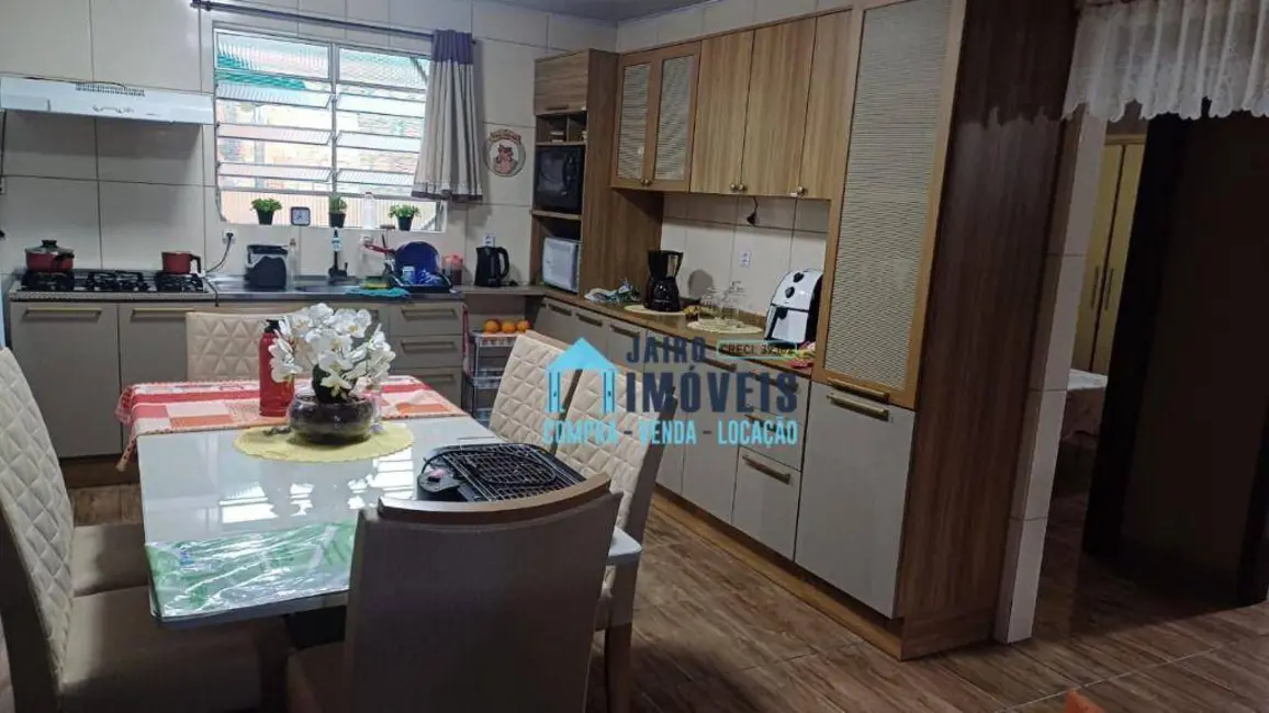 Foto 24 de Casa com 3 quartos à venda, 300m2 em Tramandai - RS