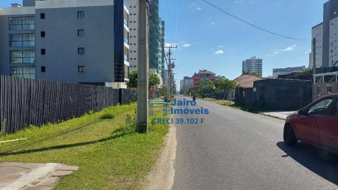 Casa com 5 quartos à venda em Centro, Tramandai - RS - imagem 2 Foto 2 de Casa com 5 quartos à venda em Centro, Tramandai - RS