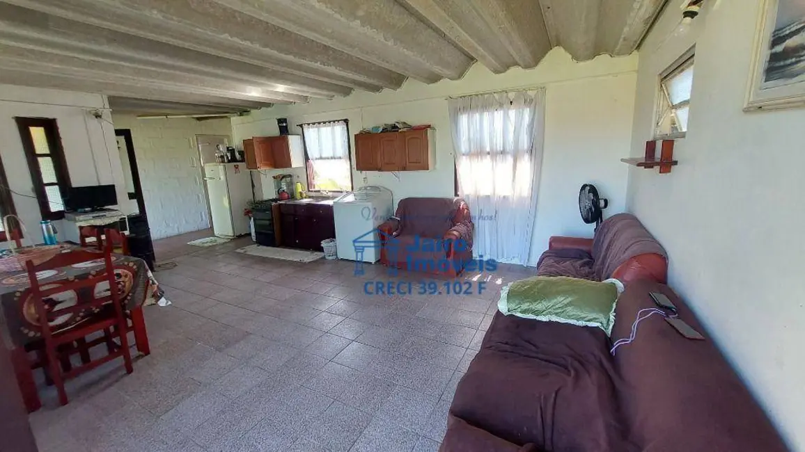 Casa com 2 quartos à venda, 450m2 em Balneario Pinhal - RS - imagem 7 Foto 7 de Casa com 2 quartos à venda, 450m2 em Balneario Pinhal - RS