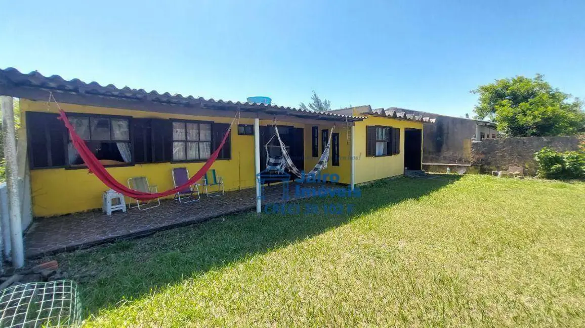 Casa com 2 quartos à venda, 450m2 em Balneario Pinhal - RS - imagem 2 Foto 2 de Casa com 2 quartos à venda, 450m2 em Balneario Pinhal - RS