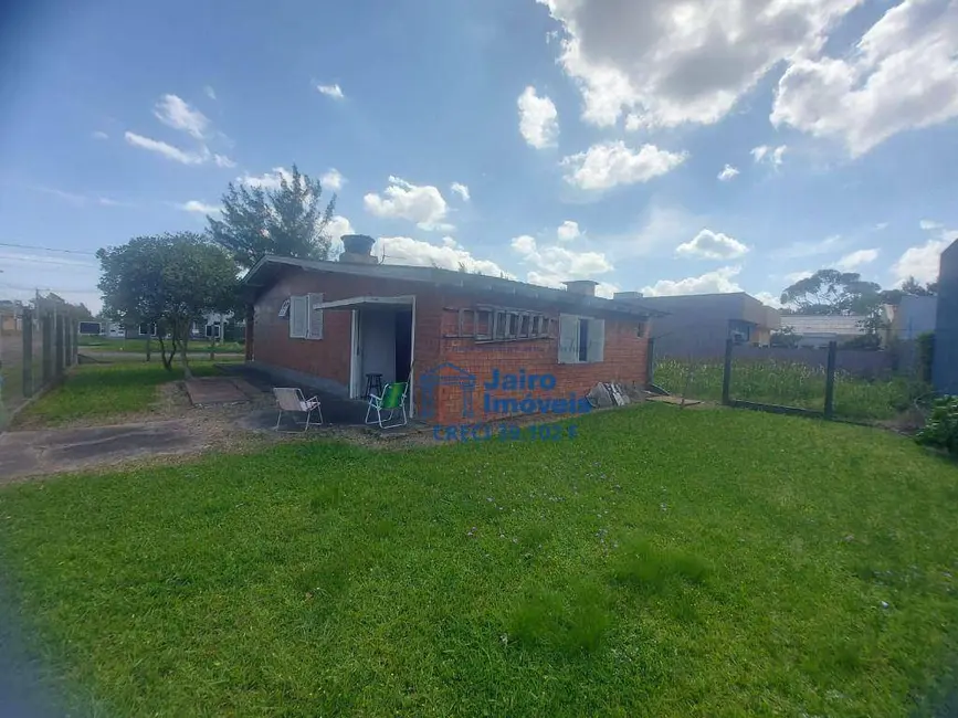 Foto 1 de Casa com 2 quartos à venda, 325m2 em Tramandai - RS