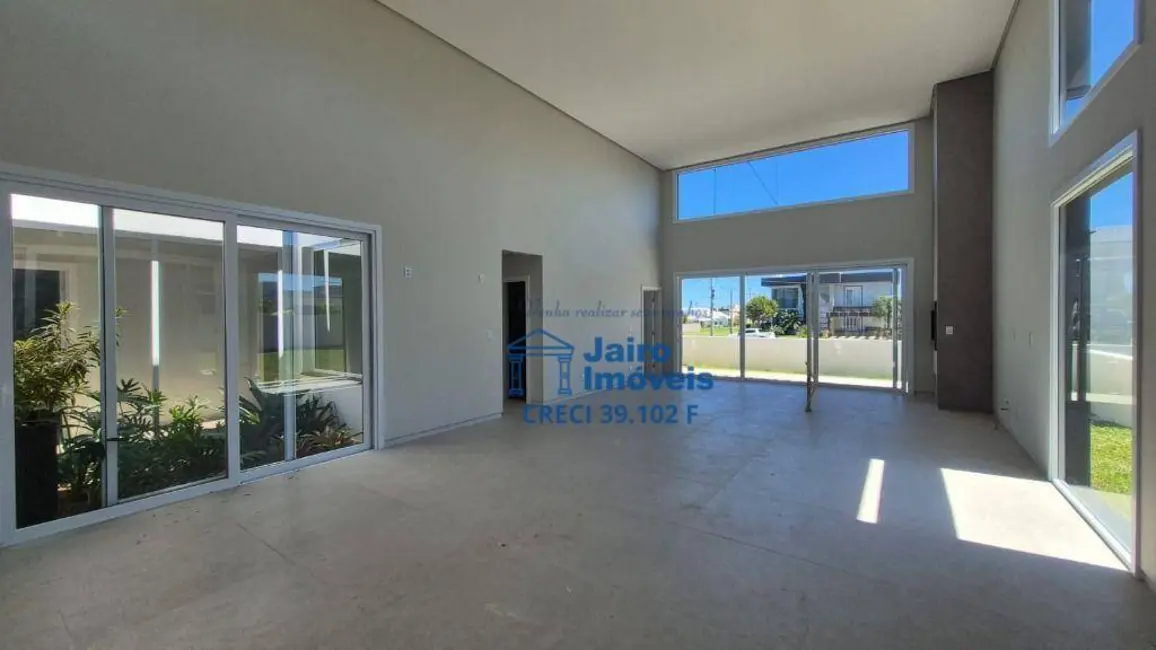 Foto 9 de Casa de Condomínio com 4 quartos à venda, 444m2 em Tramandai - RS