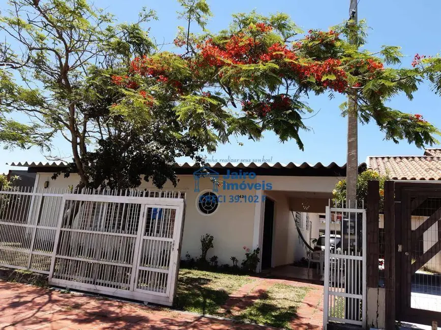 Foto 1 de Casa com 3 quartos à venda, 364m2 em Centro, Tramandai - RS