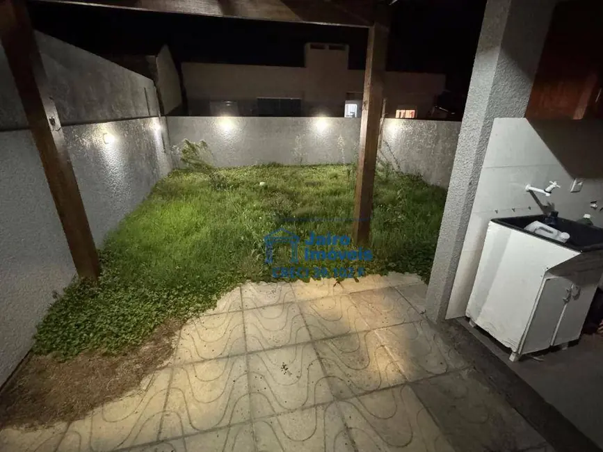 Foto 11 de Casa com 2 quartos à venda, 150m2 em Tramandai - RS