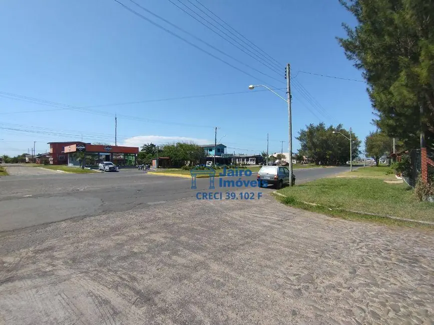 Foto 8 de Casa com 3 quartos à venda, 450m2 em Centro, Balneario Pinhal - RS