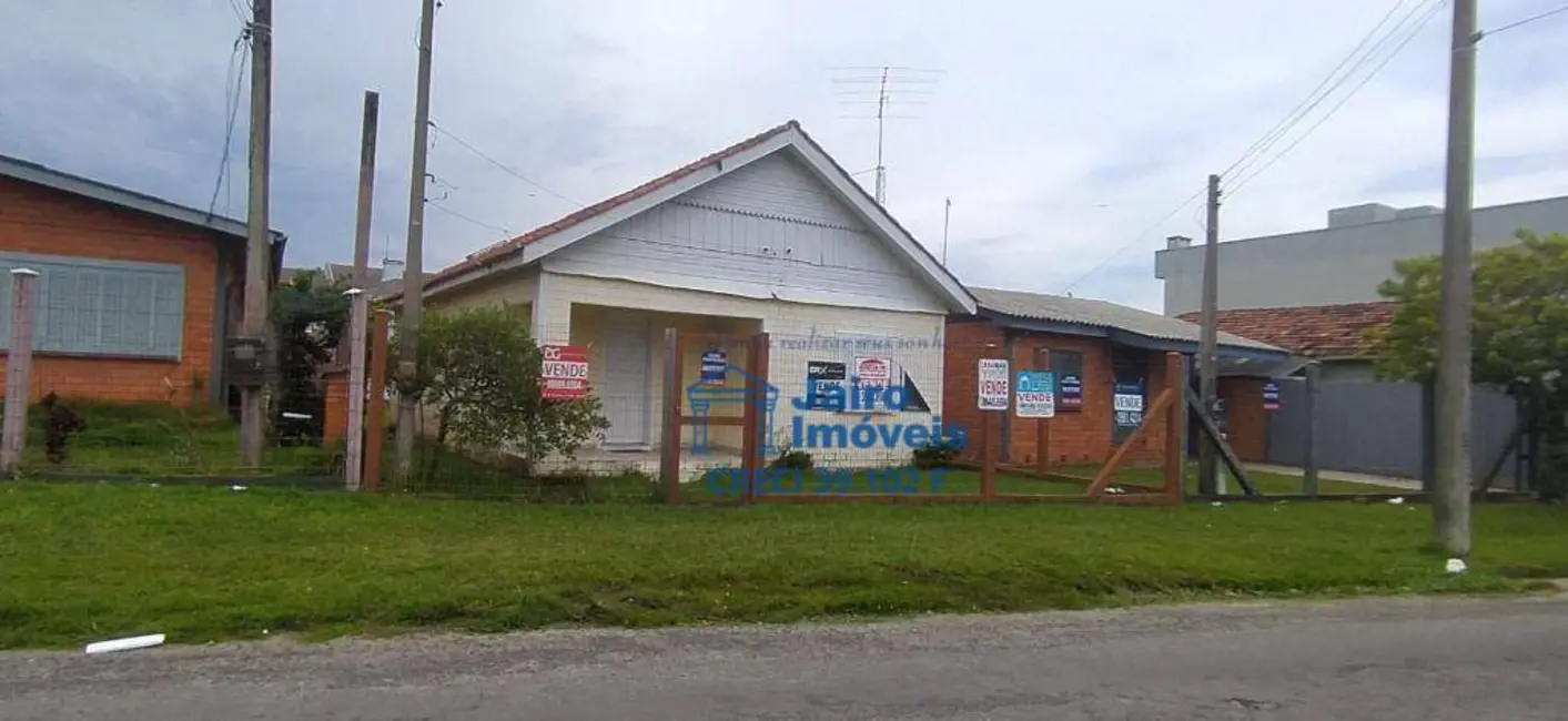 Casa com 4 quartos à venda, 360m2 em Tramandai - RS - imagem 1 Foto 1 de Casa com 4 quartos à venda, 360m2 em Tramandai - RS