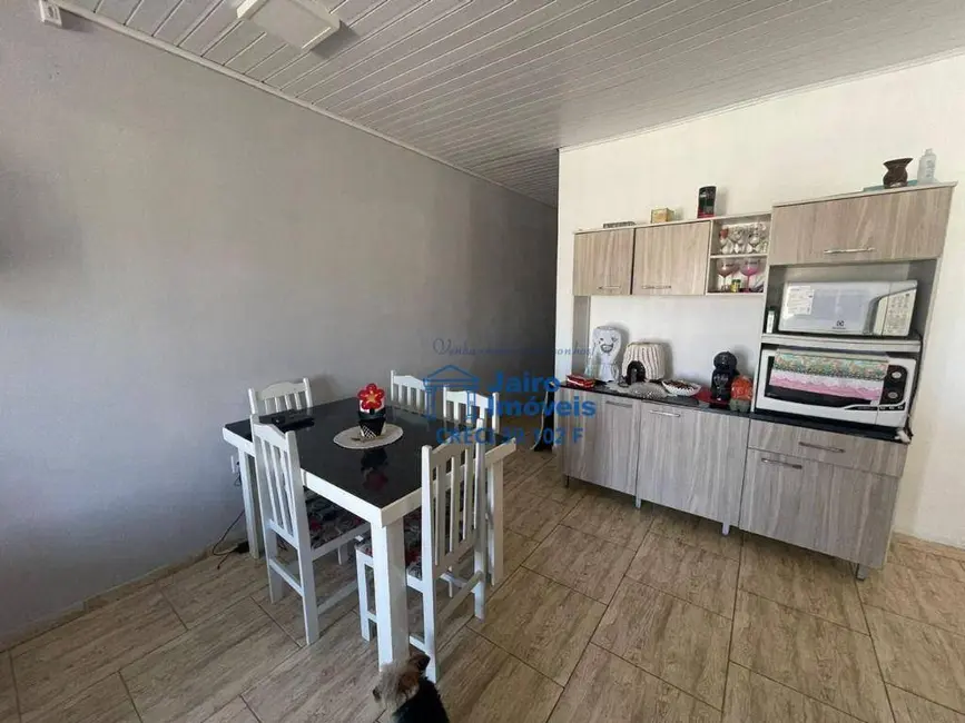 Casa com 2 quartos à venda, 150m2 em Cidreira - RS - imagem 8 Foto 8 de Casa com 2 quartos à venda, 150m2 em Cidreira - RS