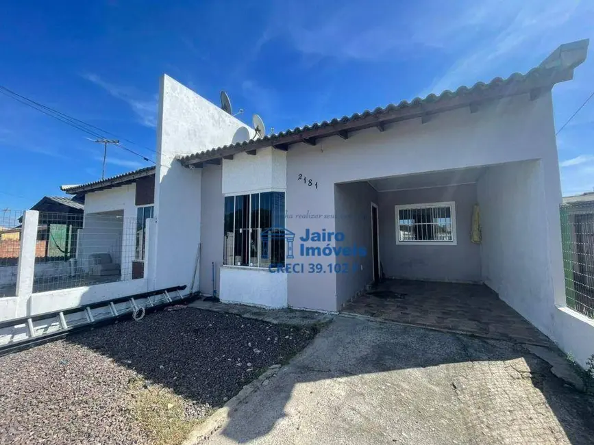 Casa com 2 quartos à venda, 150m2 em Cidreira - RS - imagem 1 Foto 1 de Casa com 2 quartos à venda, 150m2 em Cidreira - RS