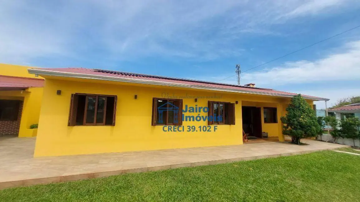 Foto 4 de Casa com 4 quartos à venda, 900m2 em Centro, Balneario Pinhal - RS
