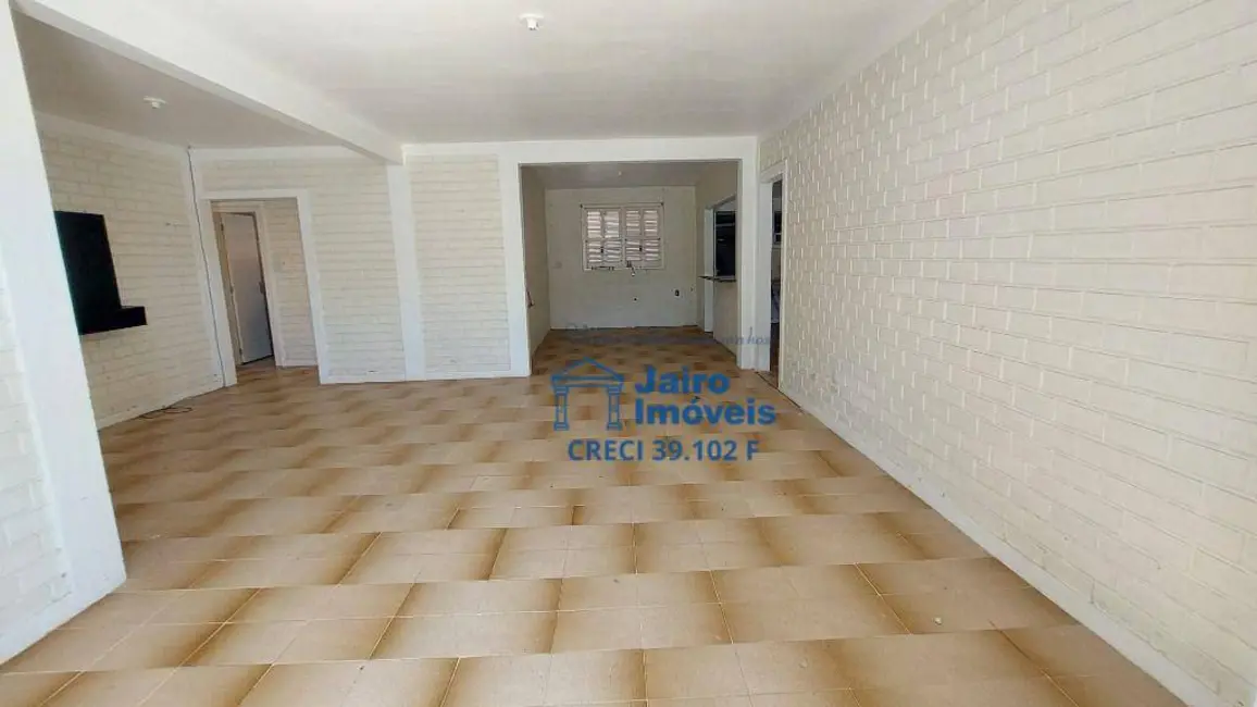 Foto 3 de Casa com 5 quartos à venda, 450m2 em Centro, Balneario Pinhal - RS