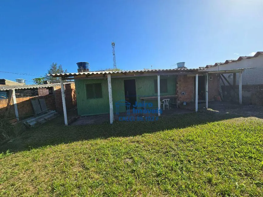 Foto 2 de Casa com 2 quartos à venda, 300m2 em Centro, Balneario Pinhal - RS