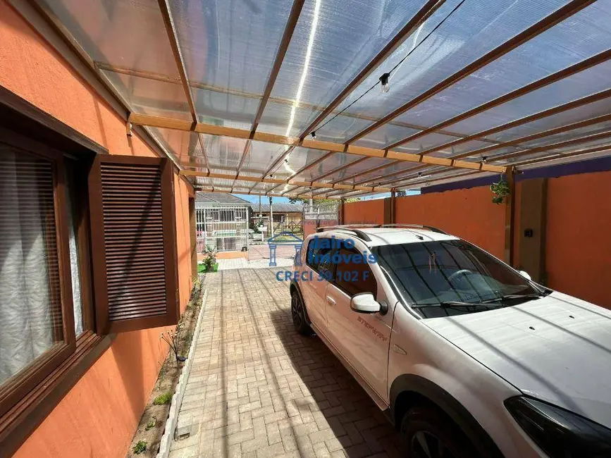 Casa com 2 quartos à venda, 300m2 em Centro, Cidreira - RS - imagem 4 Foto 4 de Casa com 2 quartos à venda, 300m2 em Centro, Cidreira - RS