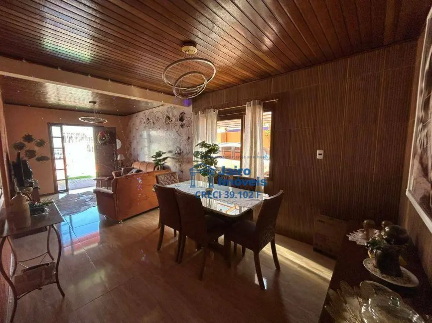 Casa com 2 quartos à venda, 300m2 em Centro, Cidreira - RS - imagem 7 Foto 7 de Casa com 2 quartos à venda, 300m2 em Centro, Cidreira - RS