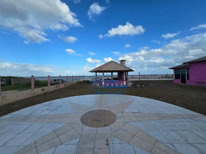 Casa com 2 quartos à venda, 300m2 em Cidreira - RS - imagem 9 Foto 9 de Casa com 2 quartos à venda, 300m2 em Cidreira - RS