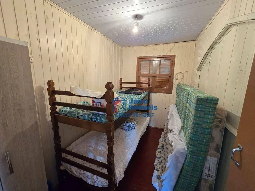 Casa com 4 quartos à venda, 300m2 em Cidreira - RS - imagem 4 Foto 4 de Casa com 4 quartos à venda, 300m2 em Cidreira - RS