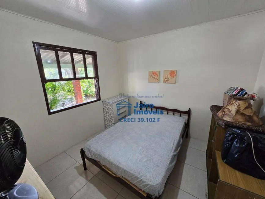 Casa com 3 quartos à venda, 300m2 em Balneario Pinhal - RS - imagem 9 Foto 9 de Casa com 3 quartos à venda, 300m2 em Balneario Pinhal - RS
