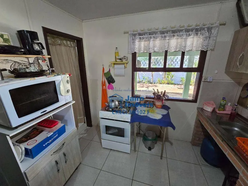 Casa com 3 quartos à venda, 300m2 em Balneario Pinhal - RS - imagem 6 Foto 6 de Casa com 3 quartos à venda, 300m2 em Balneario Pinhal - RS