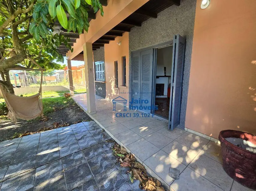 Foto 2 de Casa com 3 quartos à venda, 450m2 em Centro, Balneario Pinhal - RS