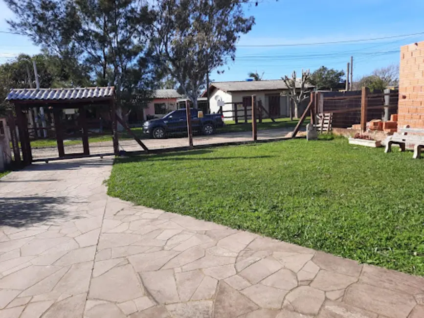 Foto 4 de Casa com 3 quartos à venda em Tramandai - RS