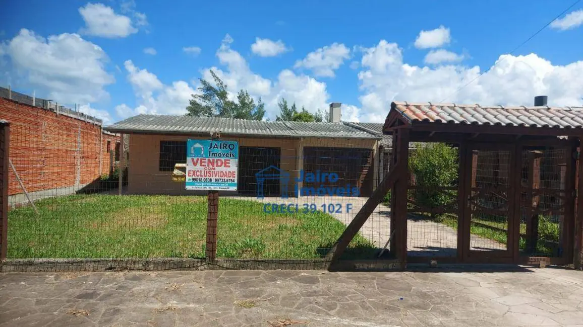 Foto 1 de Casa com 3 quartos à venda em Tramandai - RS