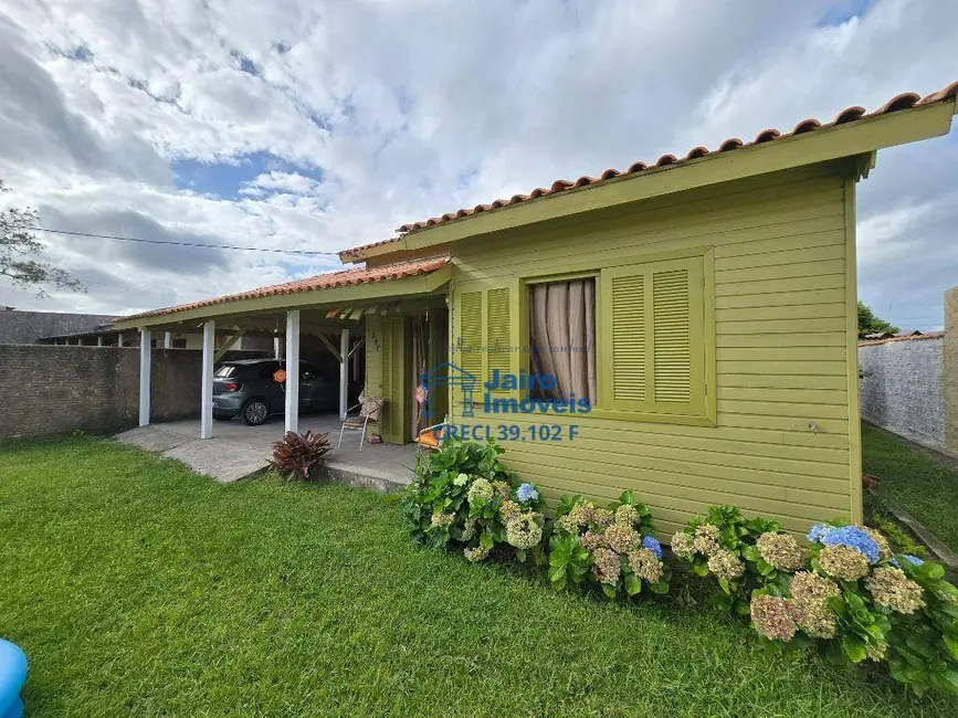 Foto 2 de Casa com 2 quartos à venda, 300m2 em Centro, Balneario Pinhal - RS