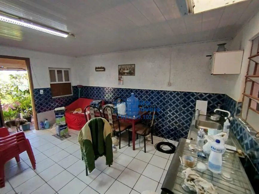 Foto 6 de Casa com 4 quartos à venda, 300m2 em Tramandai - RS