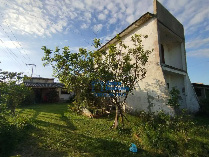 Foto 1 de Casa com 4 quartos à venda, 300m2 em Tramandai - RS