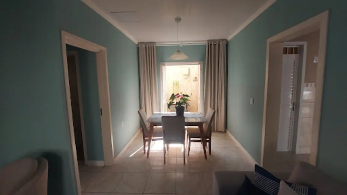 Casa com 4 quartos à venda em Centro, Tramandai - RS - imagem 6 Foto 6 de Casa com 4 quartos à venda em Centro, Tramandai - RS