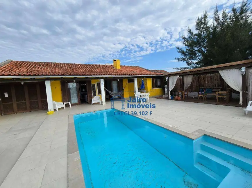 Foto 1 de Casa com 3 quartos à venda, 450m2 em Centro, Balneario Pinhal - RS