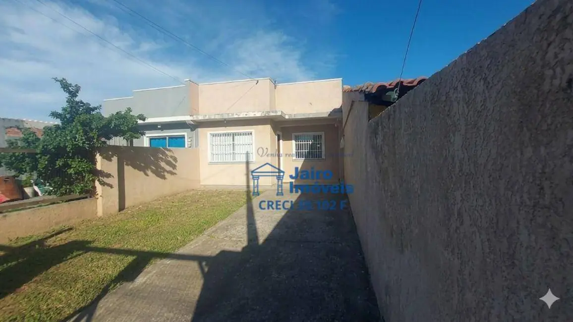 Foto 1 de Casa com 1 quarto à venda em Tramandai - RS