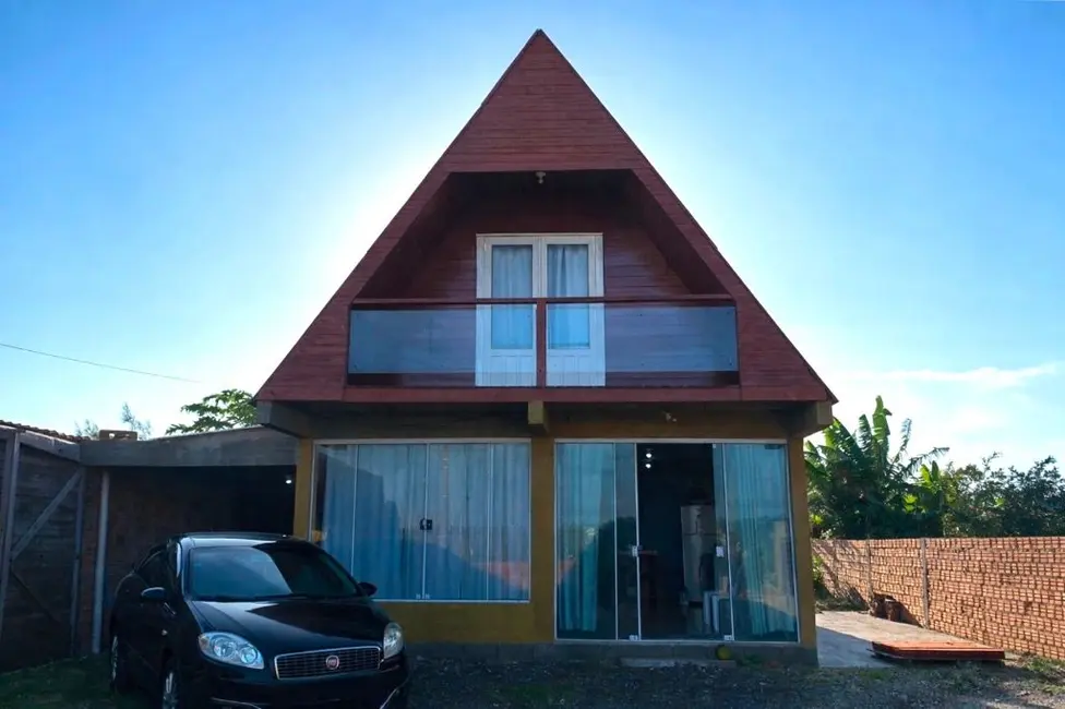 Casa com 2 quartos à venda, 450m2 em Tramandai - RS - imagem 1 Foto 1 de Casa com 2 quartos à venda, 450m2 em Tramandai - RS