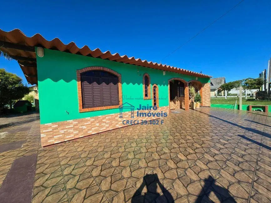 Foto 2 de Casa com 3 quartos à venda, 600m2 em Centro, Balneario Pinhal - RS