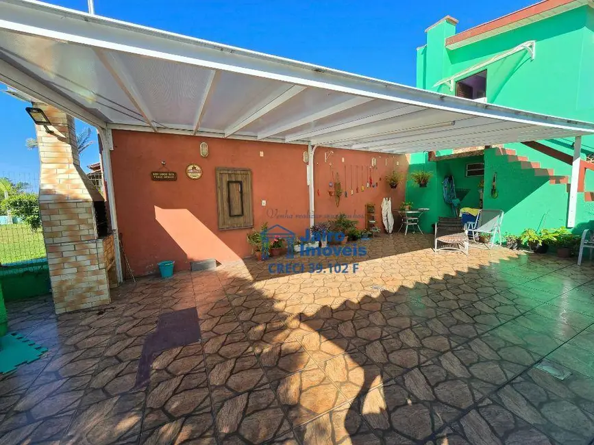 Foto 8 de Casa com 3 quartos à venda, 600m2 em Centro, Balneario Pinhal - RS