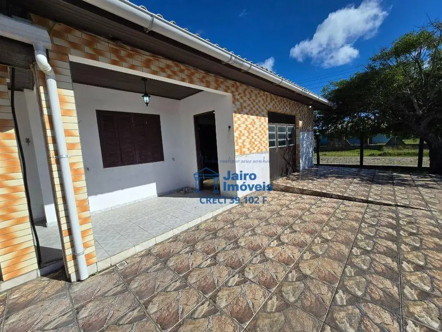 Casa com 3 quartos à venda, 360m2 em Balneario Pinhal - RS - imagem 6 Foto 6 de Casa com 3 quartos à venda, 360m2 em Balneario Pinhal - RS