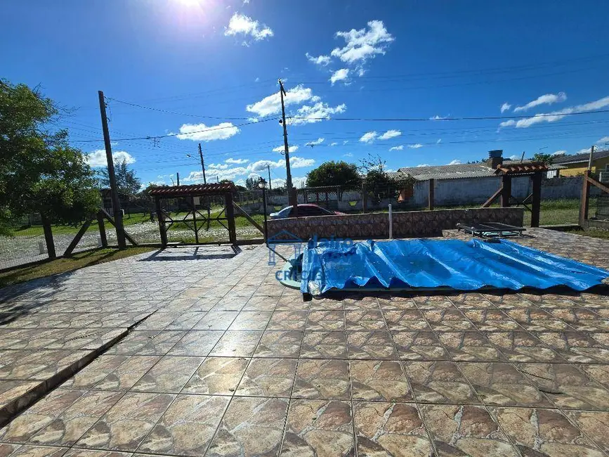 Casa com 3 quartos à venda, 360m2 em Balneario Pinhal - RS - imagem 1 Foto 1 de Casa com 3 quartos à venda, 360m2 em Balneario Pinhal - RS