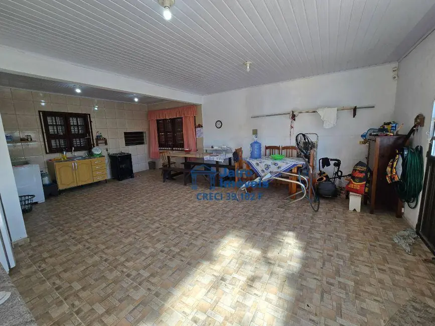 Casa com 3 quartos à venda, 360m2 em Balneario Pinhal - RS - imagem 8 Foto 8 de Casa com 3 quartos à venda, 360m2 em Balneario Pinhal - RS