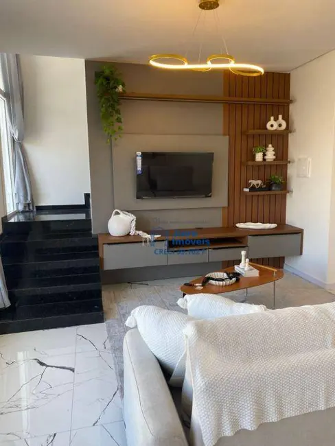 Foto 4 de Sobrado com 2 quartos à venda, 97m2 em Centro, Imbe - RS
