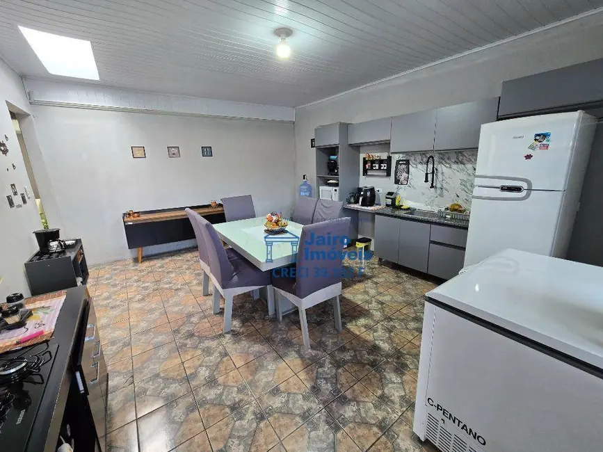 Foto 8 de Casa com 3 quartos à venda, 360m2 em Centro, Balneario Pinhal - RS