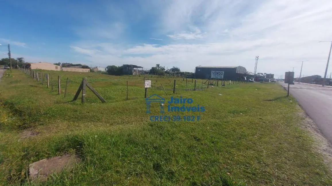 Foto 1 de Terreno / Lote à venda, 2760m2 em Tramandai - RS